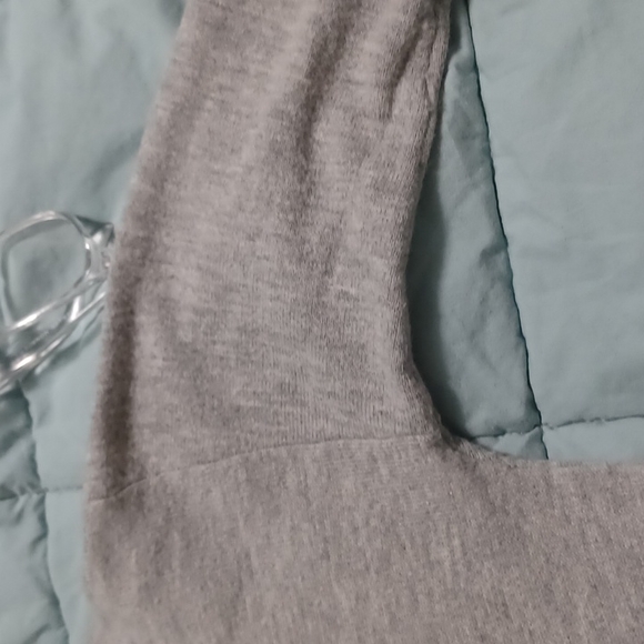 Talbots Merino wool long sleeve sweater - Picture 3 of 5